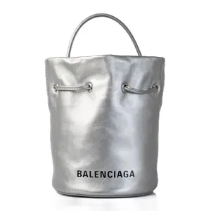 Pre-owned Balenciga Leather Tote Bags Balenciaga Silver Drawstring Tote Bag A26022152