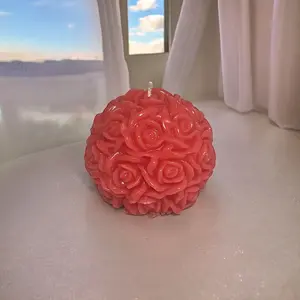 "Red Floral Candle: Elegance in  Circle Shape"