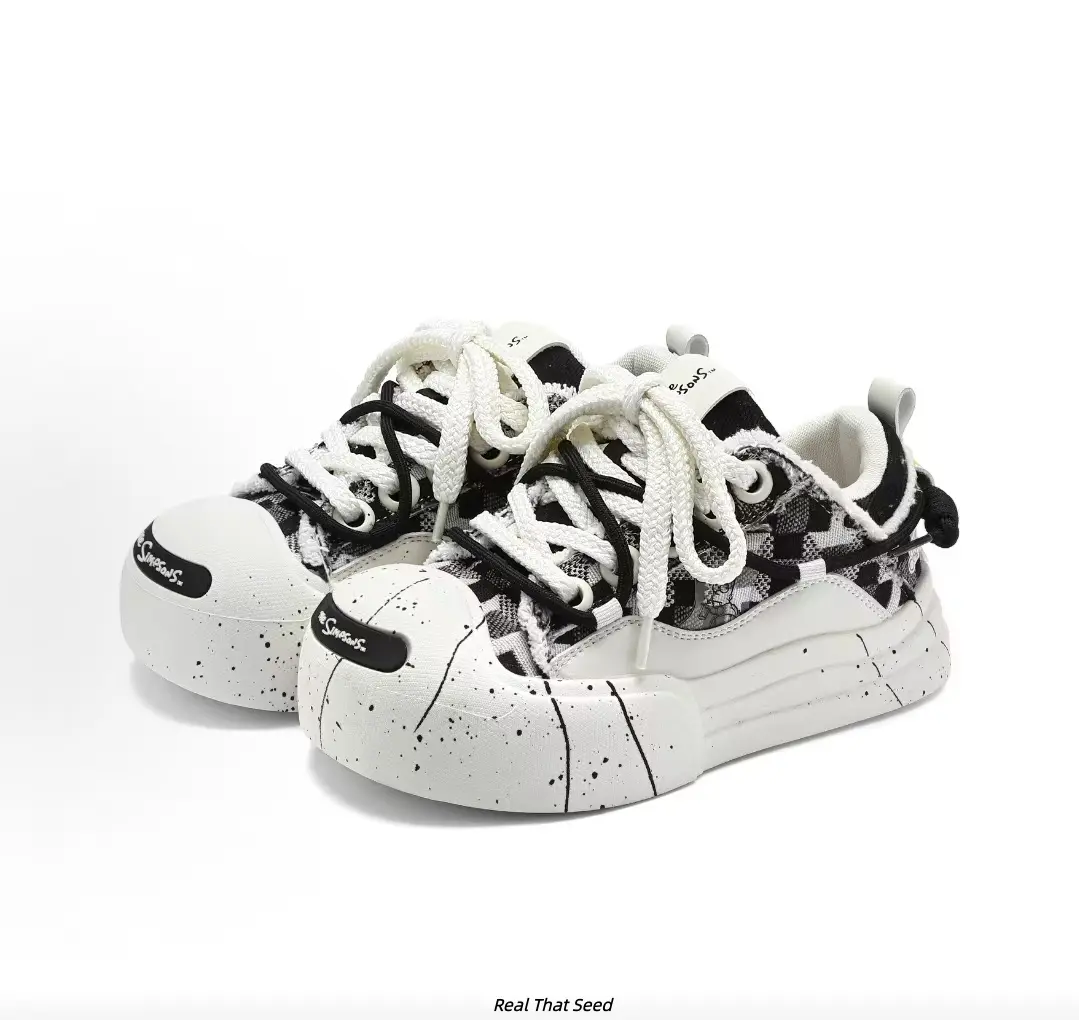 Women's Black Plaid Canvas Speckled Platform Skate Shoes, 2-Tone Thick Laces, Chunky Sole, Y2K Street Casual Sports Collectibles Accessories Sneakers