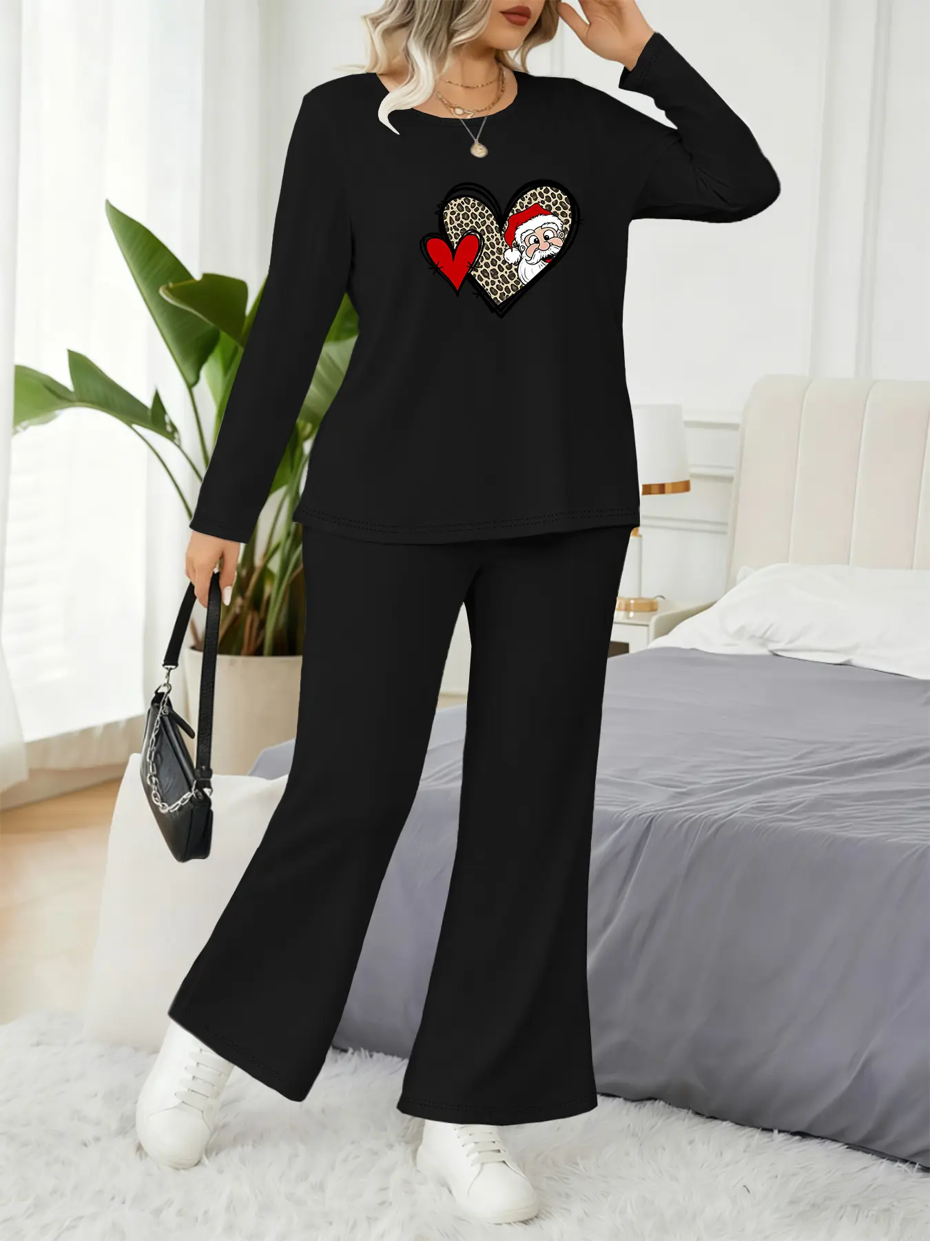Women's Santa Claus Christmas Set, Long Sleeve & Pants, Heart Leopard Print Design, Casual Holiday Wear for Women