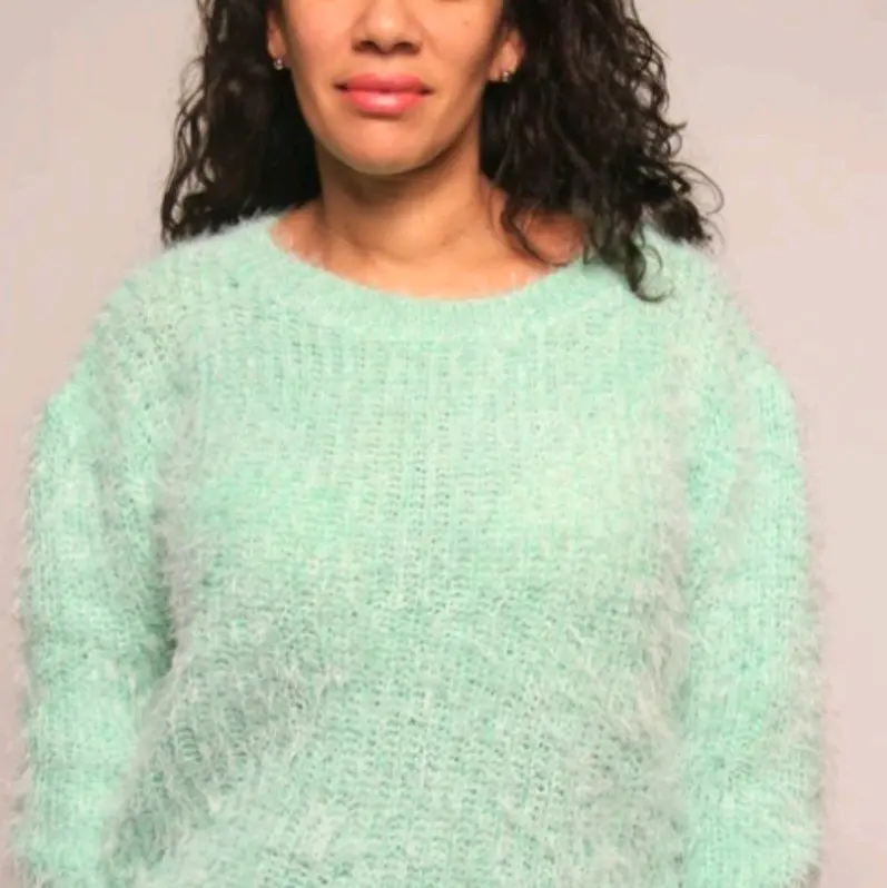 Fuzzy Chunky Knit Sweater...Green / Pink / Grey / Tan