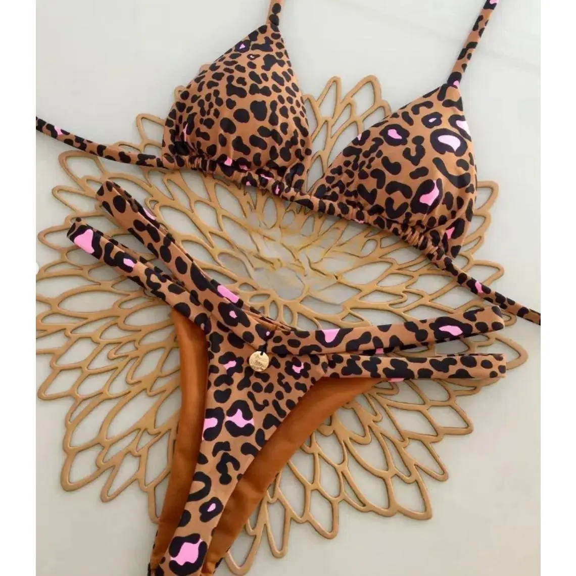 Women's New Nylon Polyester Stretchable Quick-Drying Body-Hugging Brazil Bikini - Backless, Bright, Durable Beach Swimsuit for Vacation Use, Backless Cut