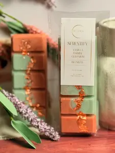 Serenity Wax Melt Bar - Beeswax Blend - Geranium & Vanilla Scent - Decorative Design with Gold Accents