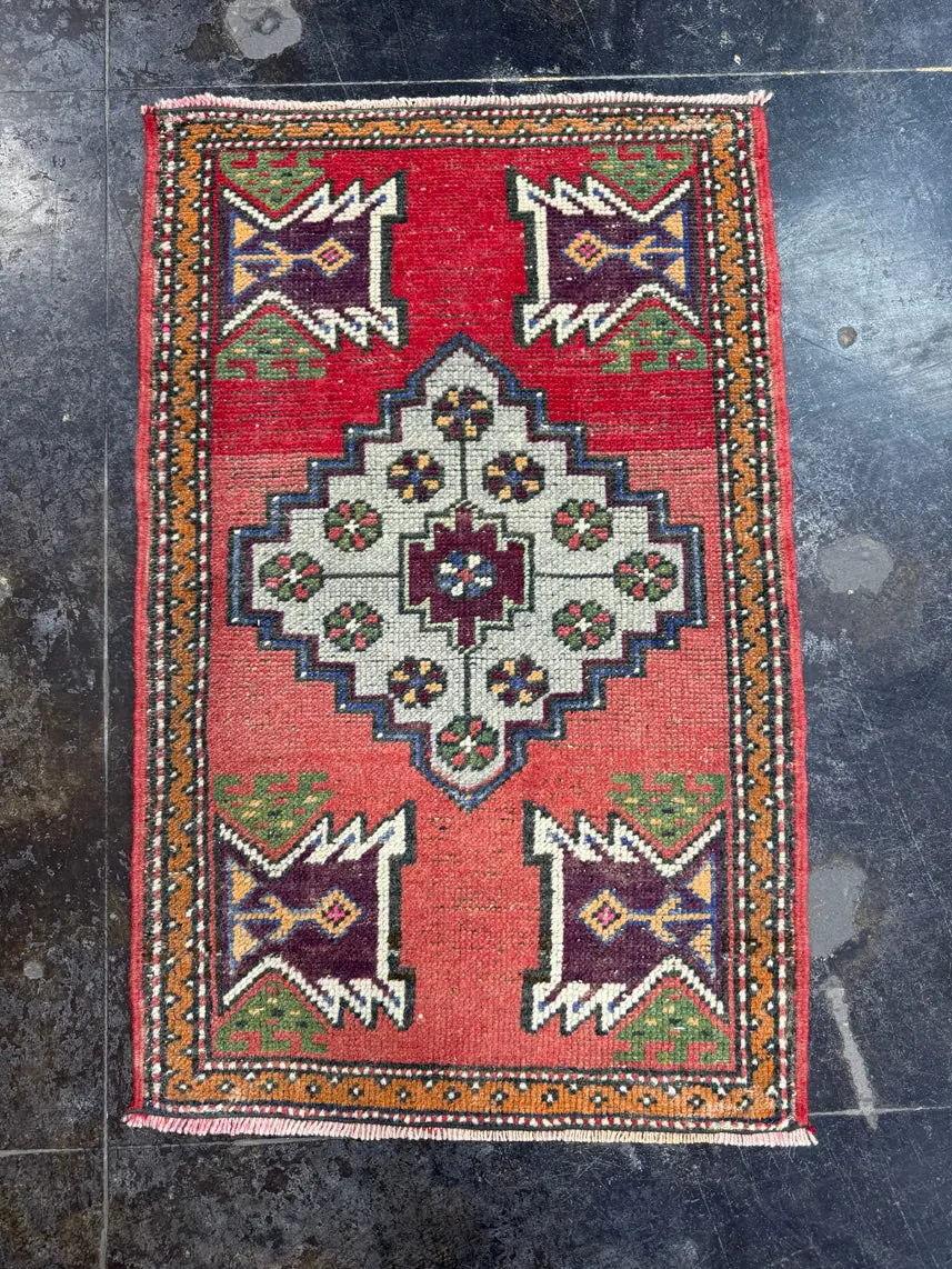 Turkish Yastik Rug 1'10" x 2'11" #23860