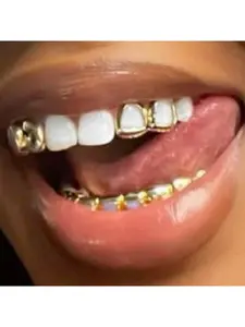 Hip-hop braces double hollowed-out side teeth three-piece set of stage props for teeth, hollowed-out star-shaped and heart-shaped braces, personalized accessories for rap singers during stage performances, Halloween funny decoration props, Tooth Gems