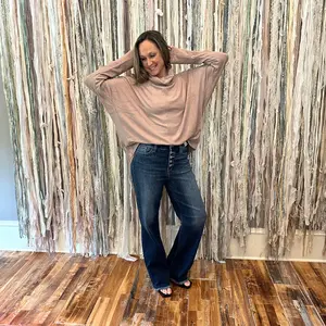 Lightweight Mock Neck Tunic Top - Curvy Fit, Mocha Color, Oversized Fit, Long Sleeves, Casual Style for Women