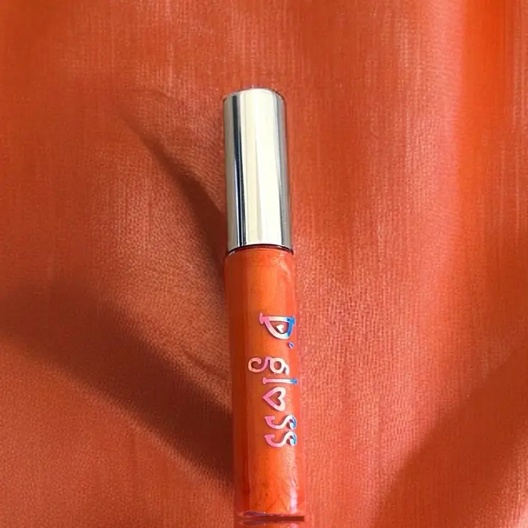 Nashi- Hydrating Long-lasting High Pigmentation