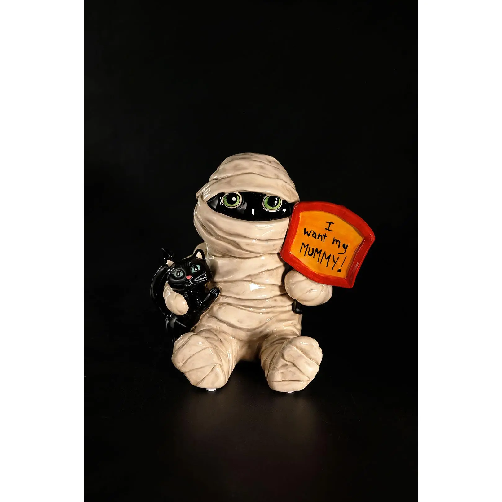 "I Want My Mummy" Figurine