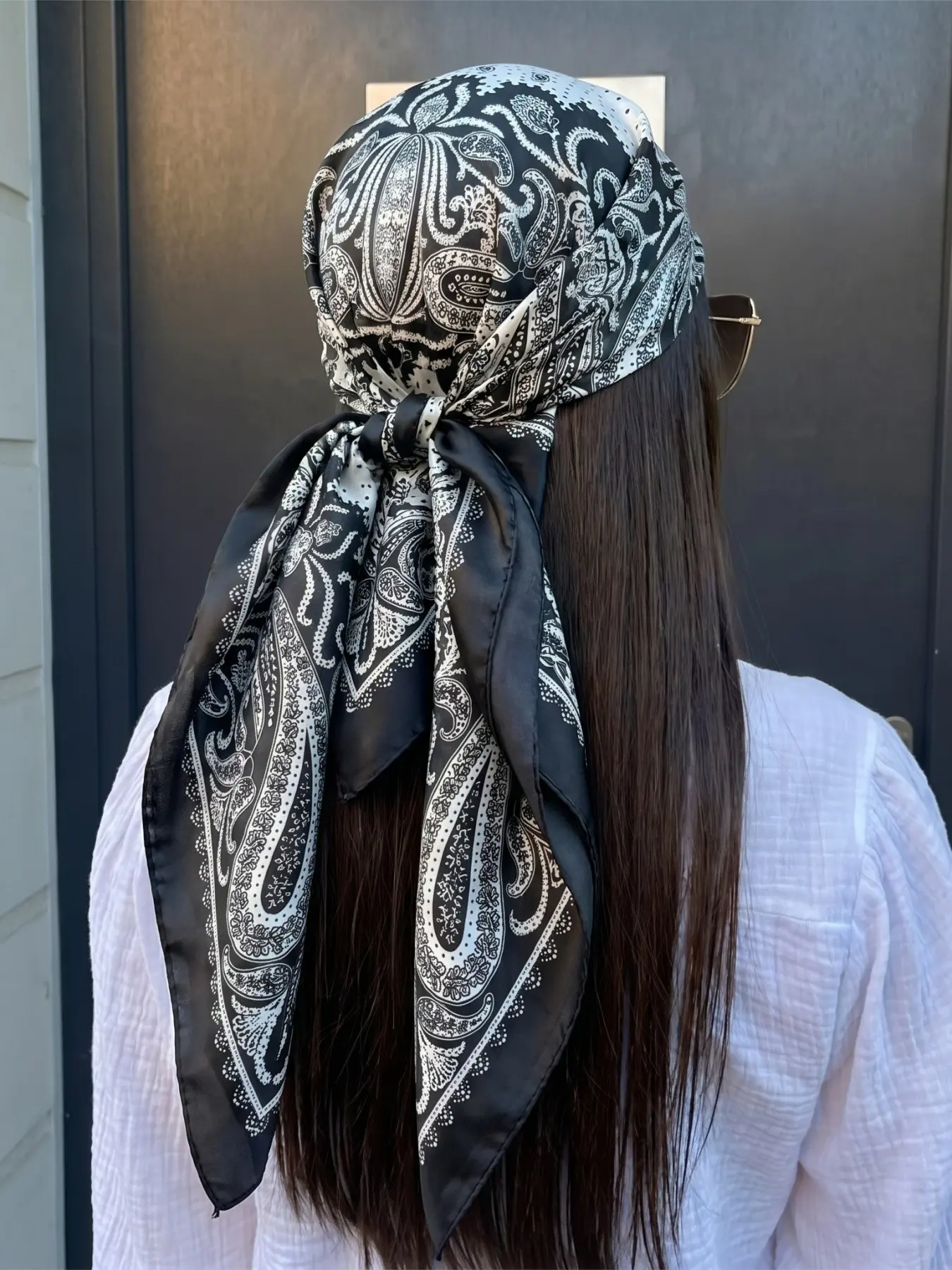Boho Style Paisley Bandana, 90x90cm Lightweight Sun Protection Headscarf, Unisex Breathable Fashion Accessory for All Seasons
