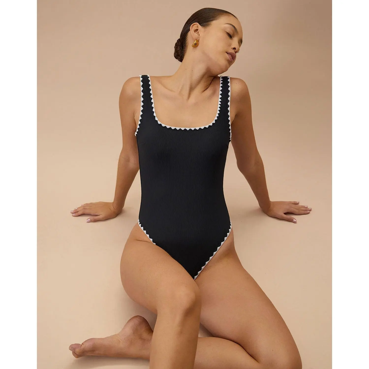 rihoas Black Contrast Ribbed Square Neck High-Stretch Recycled 1-Piece Swimsuit, Sports & Outdoor Swimwear, Ribbed One Piece, Swimsuits