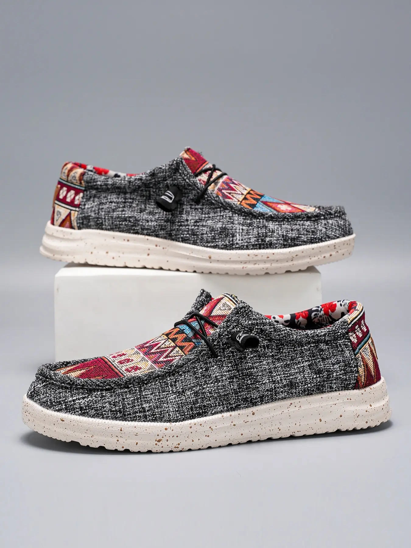 Men's Casual Canvas Slip-On Sneakers with Geometric Pattern, Round Toe and EVA Insole, All-Season Comfortable Walking Trainer Shoes with Durable EVA Sole, Casual Trendy Trainers