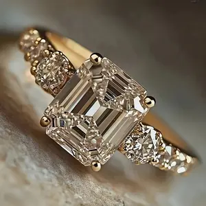 Classic Rectangular Beveled Synthetic Zirconia Women'S Solitaire Ring