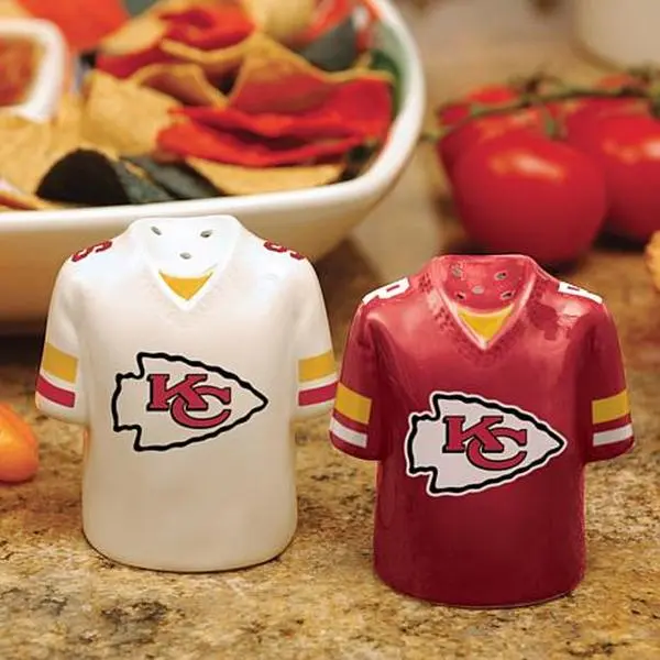 Football Fan Shop Gameday Ceramic Salt and Pepper Shakers - Kansas City Chiefs