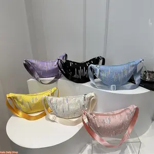 2026 New Ins Style Minimalist Japanese Style Crossbody Bag for Women, Shoulder Bag, Phone Bag, Lightweight, Versatile, Girly, Niche Dumpling Bag (Mother's Day)