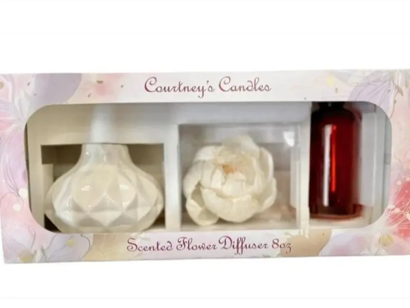Courtney's Candles Flower Diffuser 8oz Gift Set