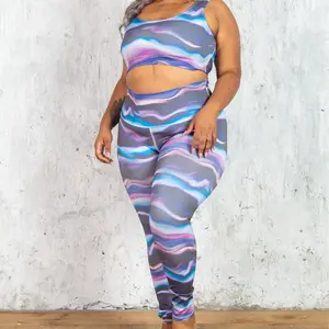 Beachy Curvy 2-Piece Workout Outfit - Stylish Sports Bra and Leggings Set for Plus-Size Fitness Enthusiasts - Body-Adaptive Activewear - Fitness Attire for Women - Textured Microfiber Fabric Woman Set Comfortable Breathable