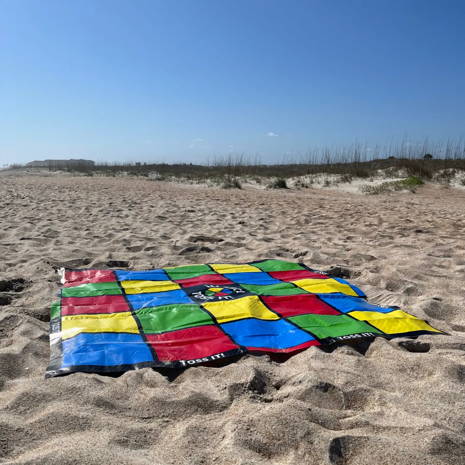TOSS IT! Standard Kit with Game Mat, Mini Sand Toss Bags, Stakes & Carry Bag
