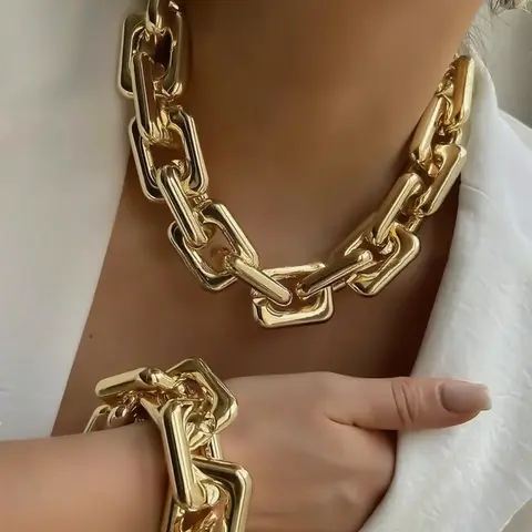 Luxury Oversized Cuban Link Chain Jewellery Gift Set for Women, Thick Gold Plated Statement Necklace & Bracelet, Bold High Shine Chunky Chain Accessories for Hip Hop Streetwear, Party, Club and Daily Wear, Perfect Gift for Her