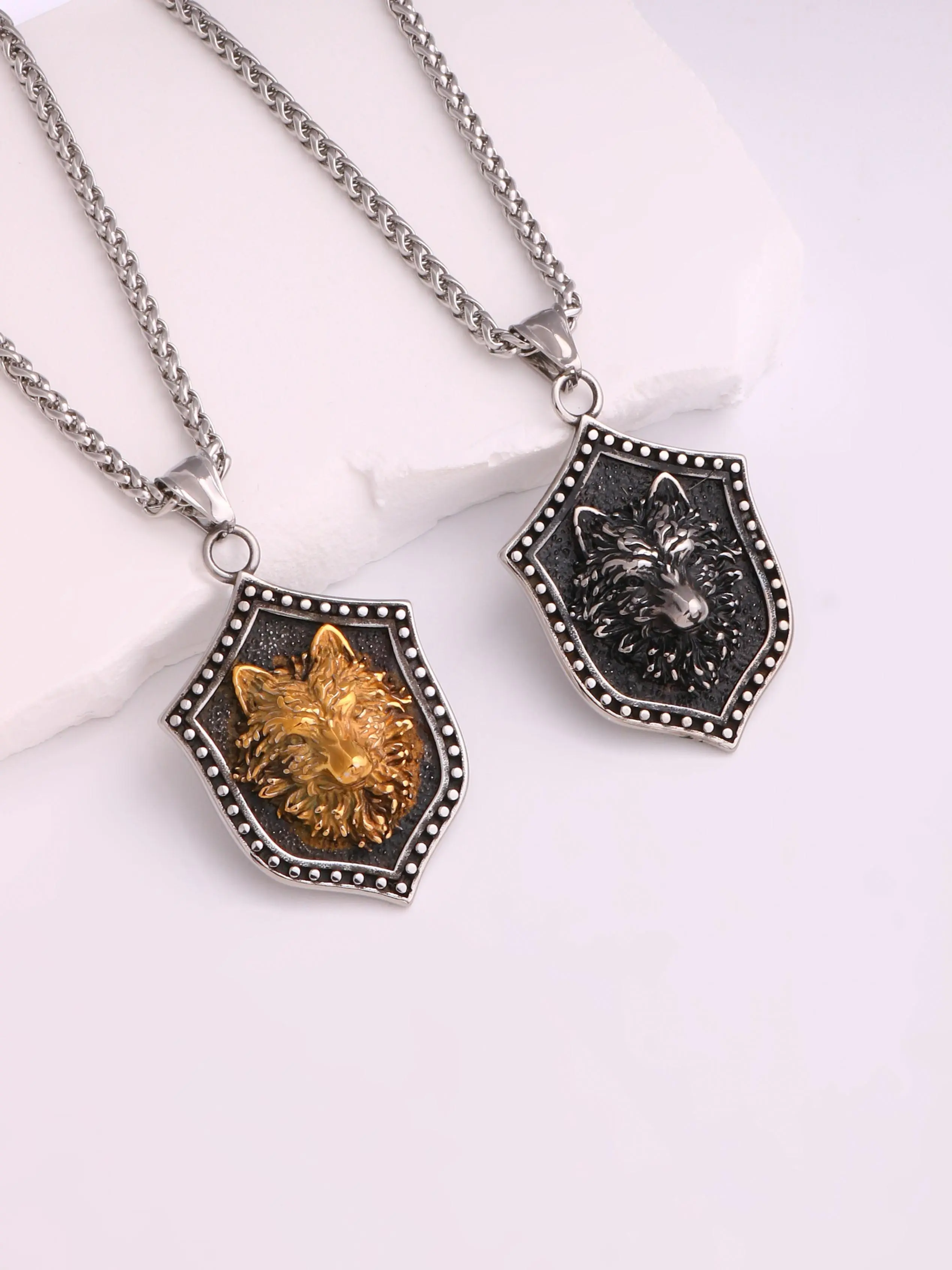 Vintage Stainless Steel Viking Wolf Pendant Necklace, Fashion Jewelry for Party, Daily Clothing Decor, Trendy All-match & Exquisite Jewelry for Birthday Gift