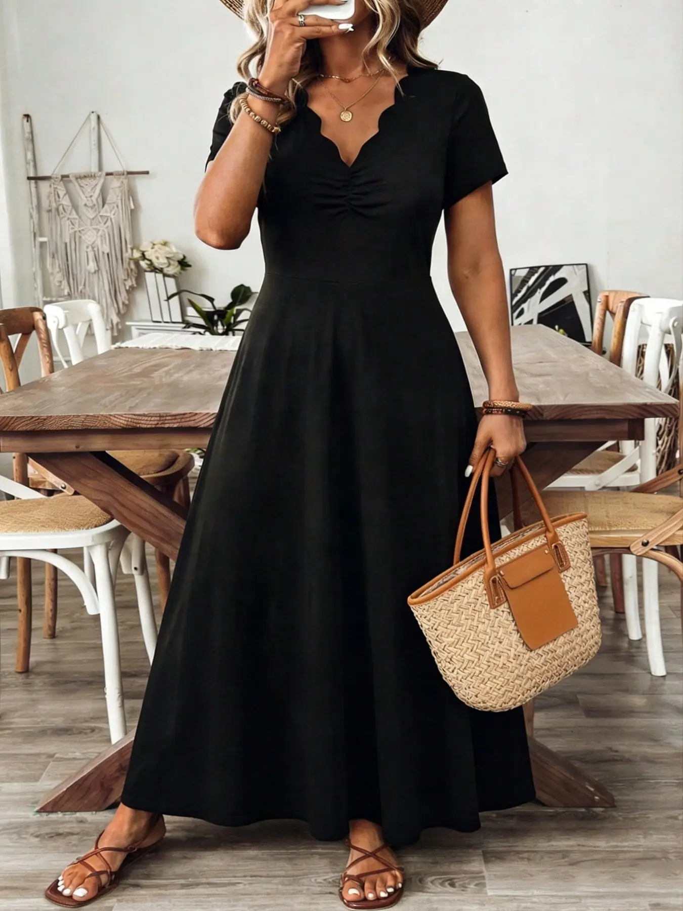 Women's Plus Size Maxi Dress, Scalloped V-Neck Ruched Front, Short Sleeve Flowy A-Line, Casual Summer Style Brunch Dress for Office & Daily Wear