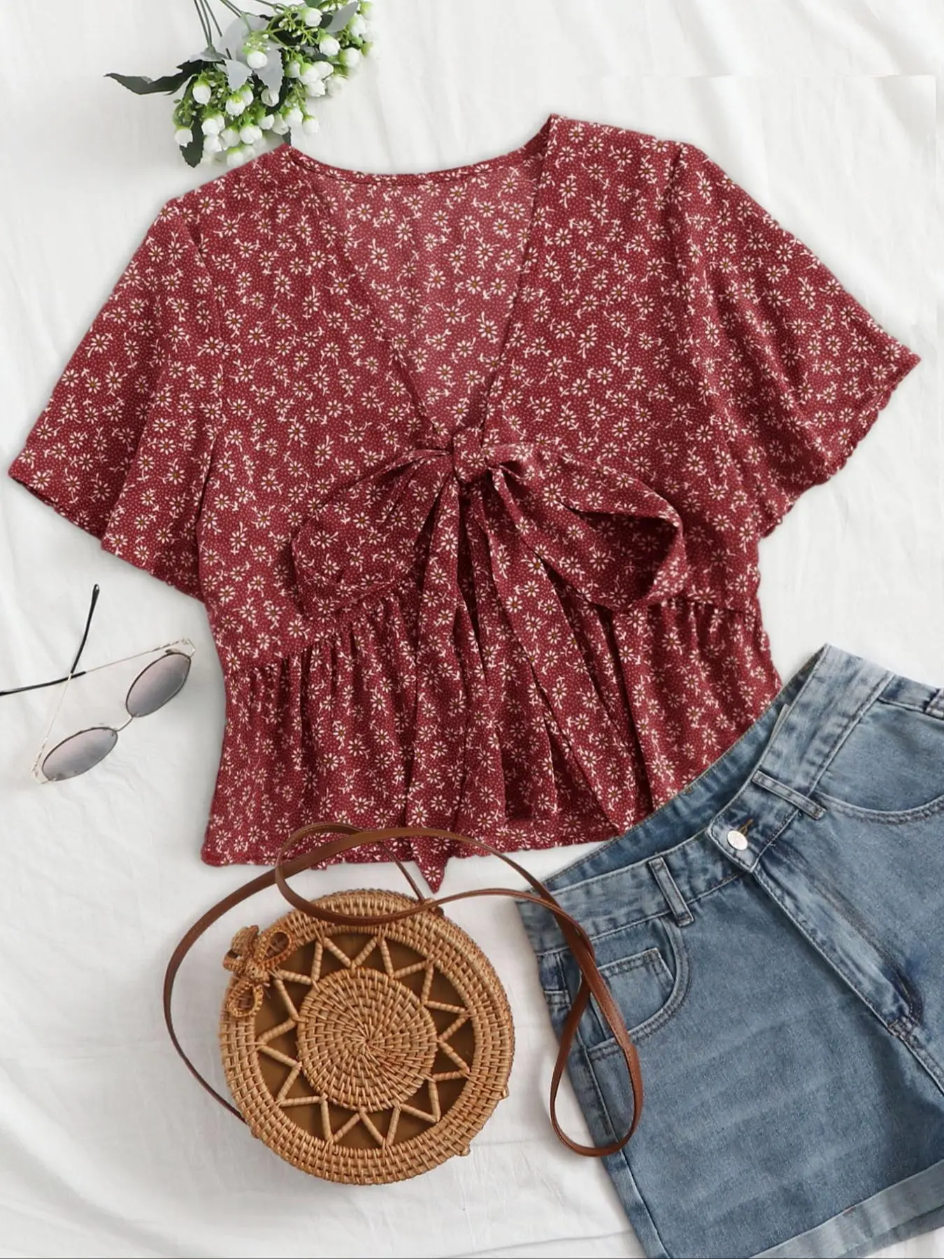 Women's Ditsy Floral Print Tie-Front Lightweight Bohemian Blouse, Shirts, Elegant Style Short Butterfly Sleeve V-Neck Top for Summer, Ladies Everyday Casual Top for Daily Wear, Boho Clothing