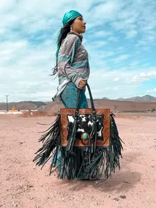 The Nashville Gunner a Haute Southern Hyde by Beth Marie Exclusive Cowhide Fringe Western Fashion Concealed Carry Purse