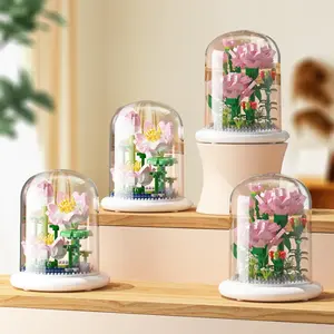 Floral Building Block Set with Dust Cover, Eternal Lotus Micro Blocks Model, Home Decor Desktop Ornament, Gift for Valentine's Day