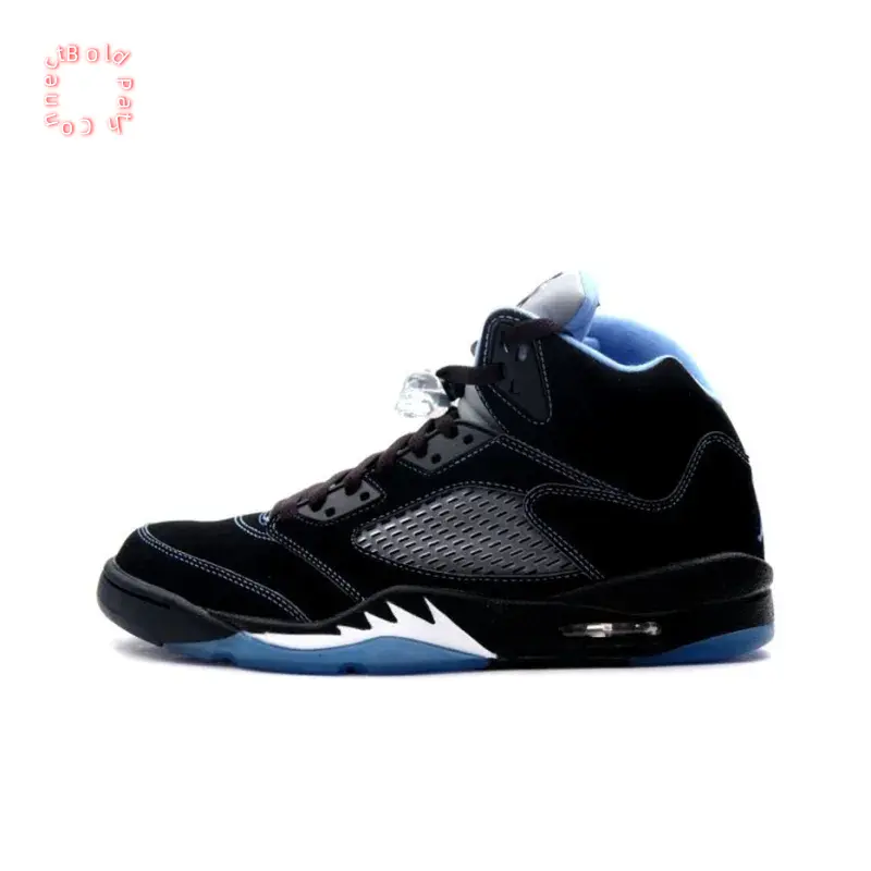 Black Nubuck Upper High-Top Retro Basketball Shoes with University Blue Lining and Translucent Outsole Black Nubuck Upper High-Top Retro Basketball Shoes with University Blue Lining and Translucent Outsole