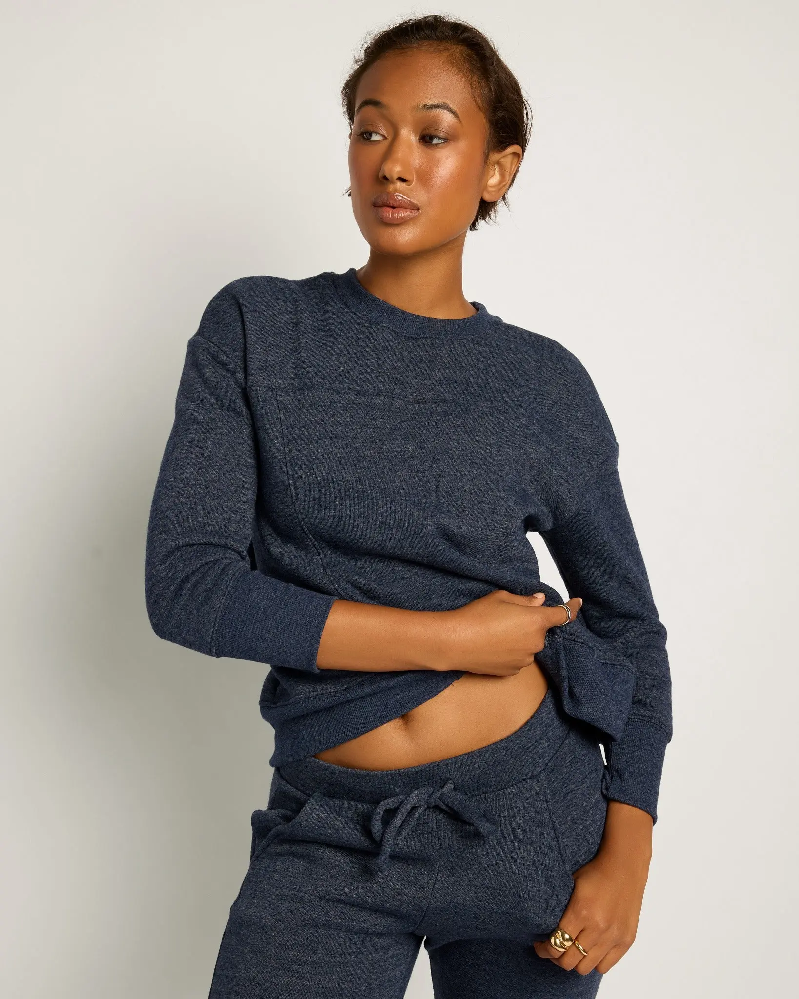 Tri-Blend Fleece Energize Pullover - Long Sleeve Shirt for Sport Lovers, Sporty Chic Round Neck Top, Casual Wear for Hiking/Light Outdoor Activities
