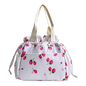 Sweet Strawberry Print Insulated Bento Bag Portable Large Capacity Waterproof Picnic Tote for Daily Work School and Outdoor Meals