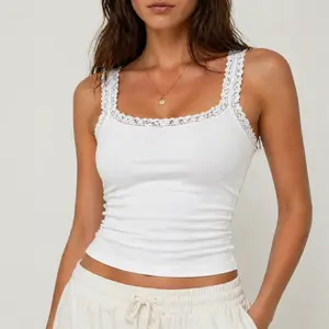 4pcs of Sexy Lace Stitching Slim No Chest Pad Assorted Undershirt Tank Top