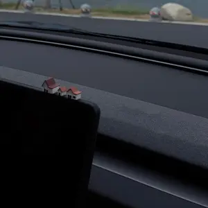 Vintage Style Car Decorations, Cute House Shaped Ornament, Fun Vehicle Accessories, Adorable Car Interior Decoration