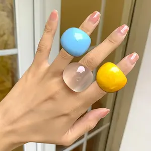 Colorful Chunky Acrylic Wide Band Rings Set,Resin Chunky Knuckle Finger Rings Stackable Rings Y2K Jewelry for Women