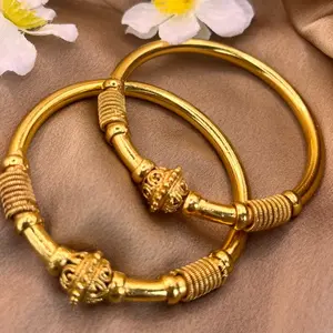 24k gold plated bangle set. PMB9. Sz 2.2