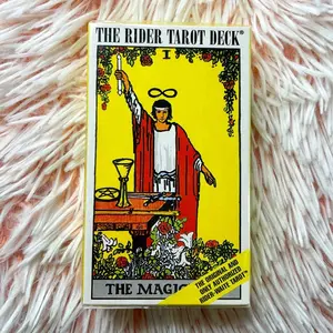 The Original Rider Waite Smith Tarot Cards- 78 Card Deck & Guide Book