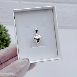 950 Silver Pendant Medium Heart 2.3cm Elegant Jewelry for Women Versatile Accessory for Everyday Wear or Special Occasions