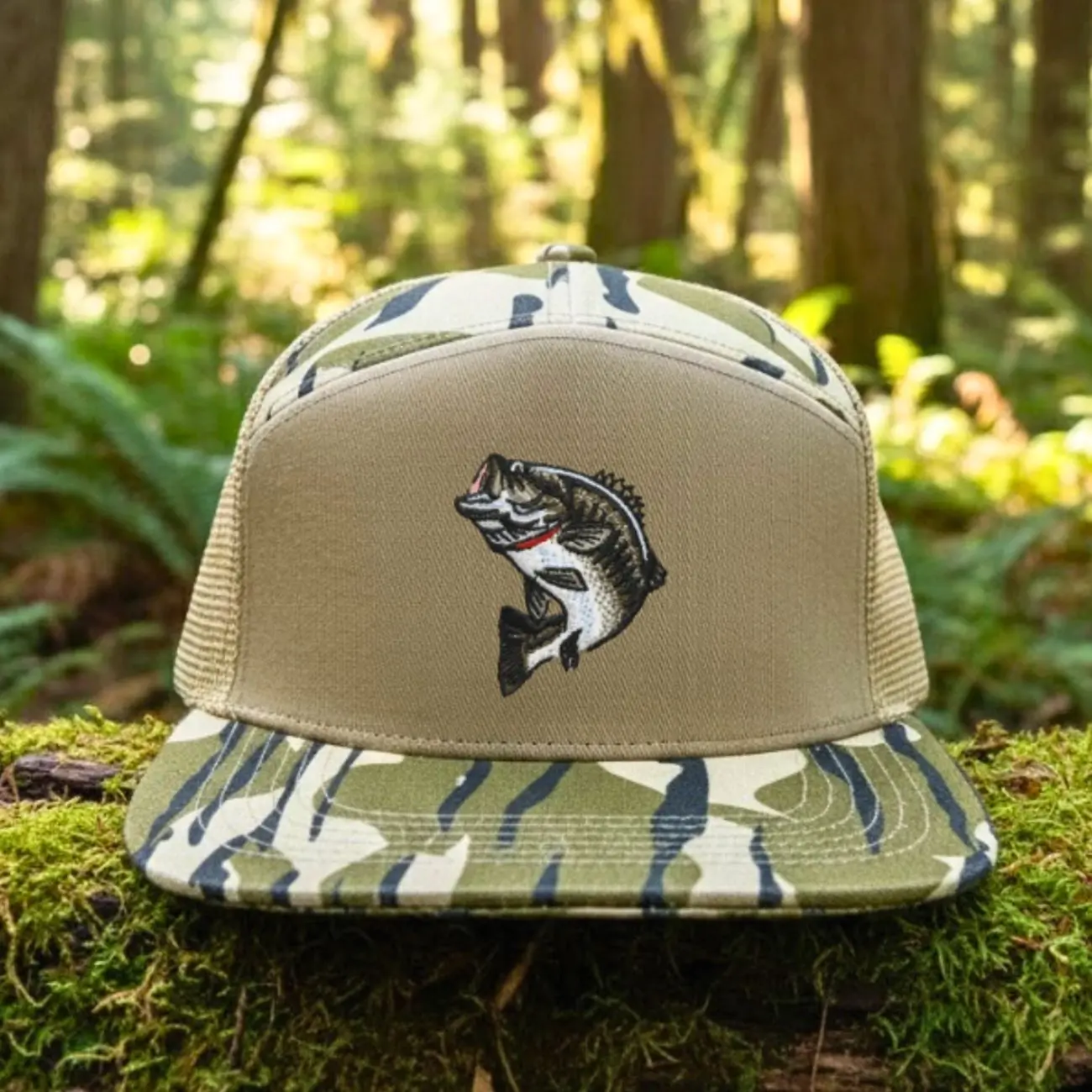 Largemouth Bass Fishing Camo Trucker Hat, Adjustable Snapback Trucker Hat for Men Women Summer Beach Sports Cap with Sun Protection