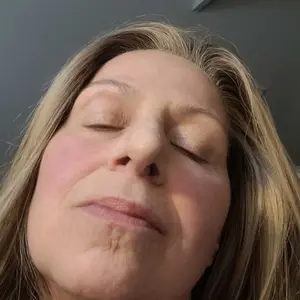 Product Review of Peter Thomas Roth Instant FirmX Easy Wear Temporary Eye Tightener (20ml) from M**8