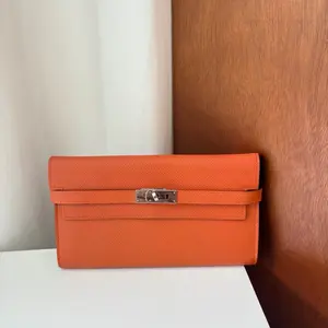 Pre-owned HERMÈS leather Shoulder Bags Hermes kelly to go orange wallet leather