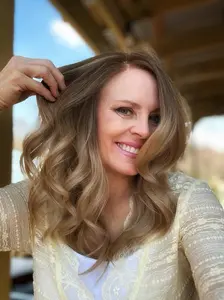 Lovestory Bertie 13x6 Big Lace Area Synthetic Lace Front Wig Highlight Color Medium Length High Quality Heat Resistant Glueless  Lace Front Wig for Women