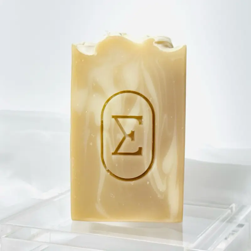 AVENITA | Aloe Vera Oatmeal Almond Artisan Soap Bar AVENITA | Aloe Vera Oatmeal Almond Artisan Soap Bar