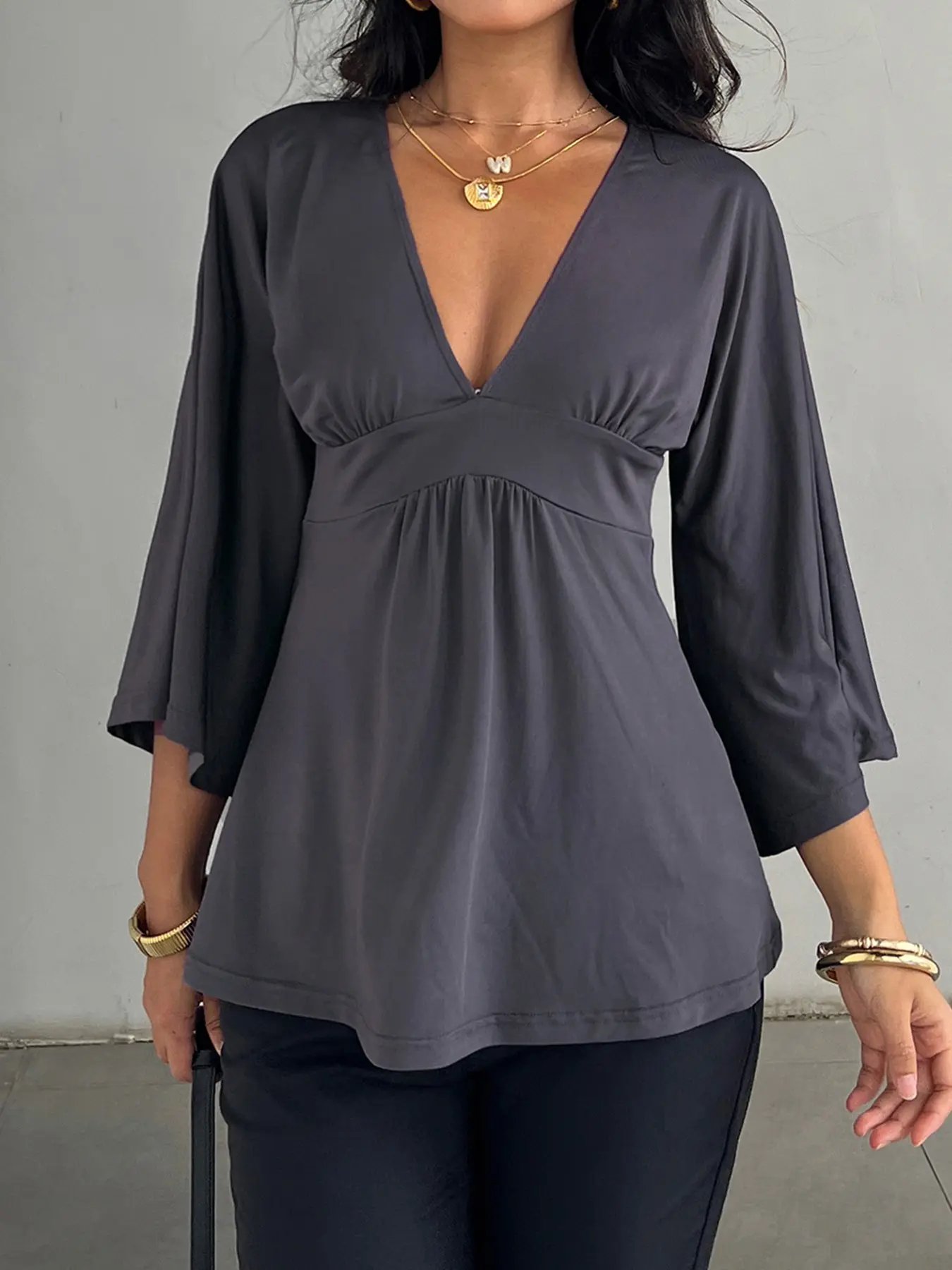 Women's V Neck Patchwork Ruched Batwing Sleeve a Line Loose Fit Fall Winter Y2K Casual Basic Tee, Comfortable Long Sleeve Top Blouses Shirts Tops
