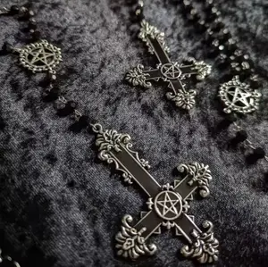 1pc Gothic Inverted Cross Rosary