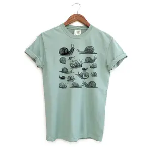 Vintage Snails T Shirt - Vintage Snail Graphic Tee - Snail Lover Tshirt - Funny Retro Shirt - Womenswear Top