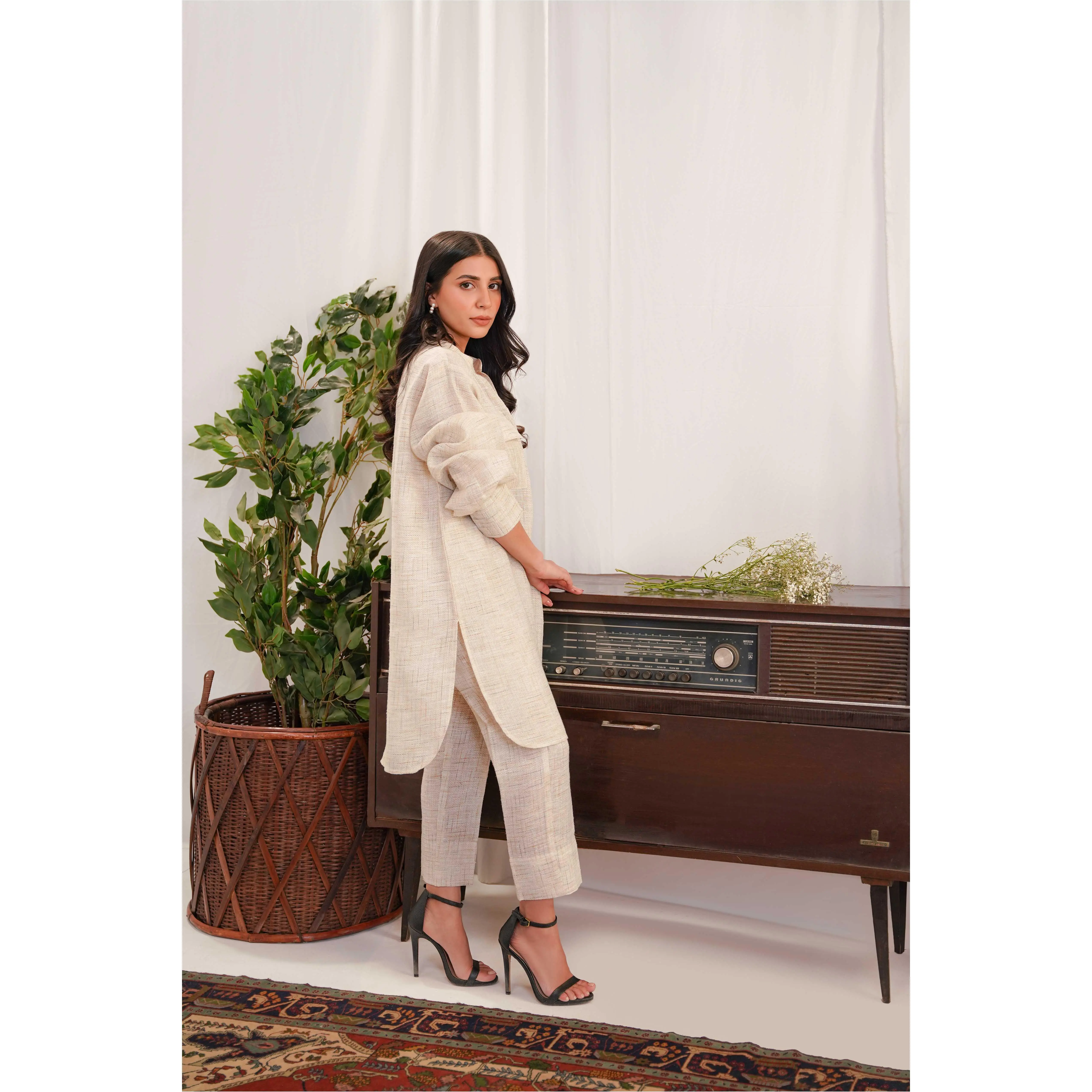 Textured Ivory Set Womenswear Pakistani Kurta Kurti Shalwar Kameez