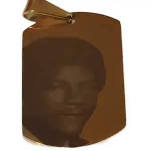 Custom Portrait Engraved Pendant Stainless Steel Personalized Photo Jewelry for Men and Women