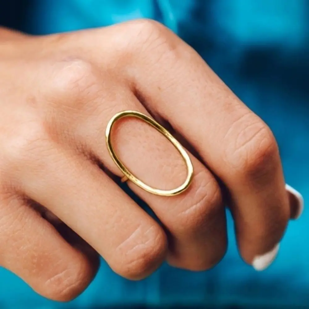 Minimalist Metal Geometric Design Ring for Women, Stylish Oval Accessory for Understated Luxe Daily Wear, Engagement Ring Styles, Everyday Ring