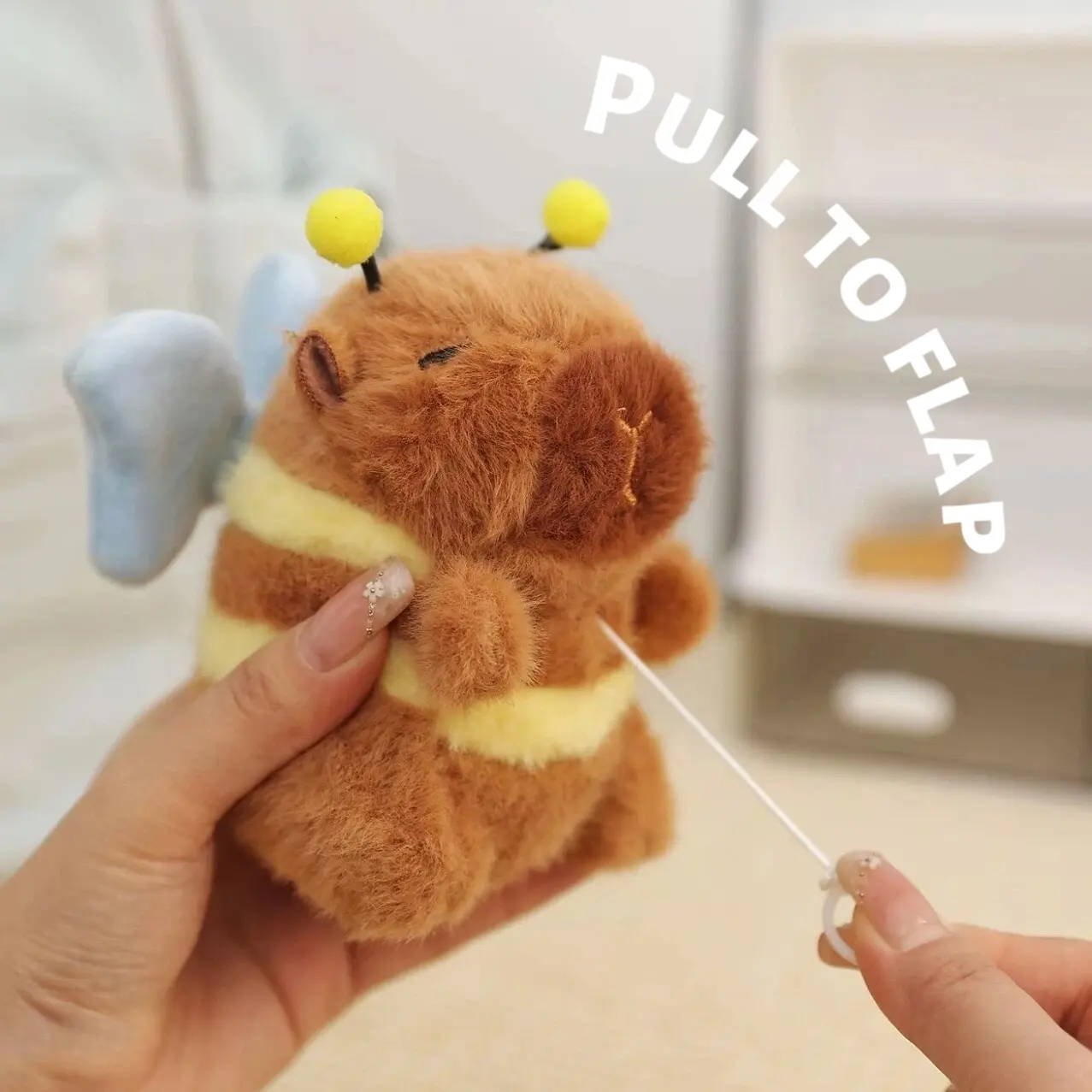 Cute Plush Bee Capybara Stuffed Toy (4.5 in, 4 in & above Cute Plushies Animal), Wing-Flapping, Shake-Squeaking Squeaky Keychain Accessory, Birthday Gift for Kids