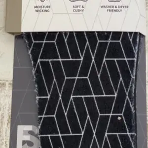 Flat Socks Small Foundation Wellness Women up to sz 11, m up to 10