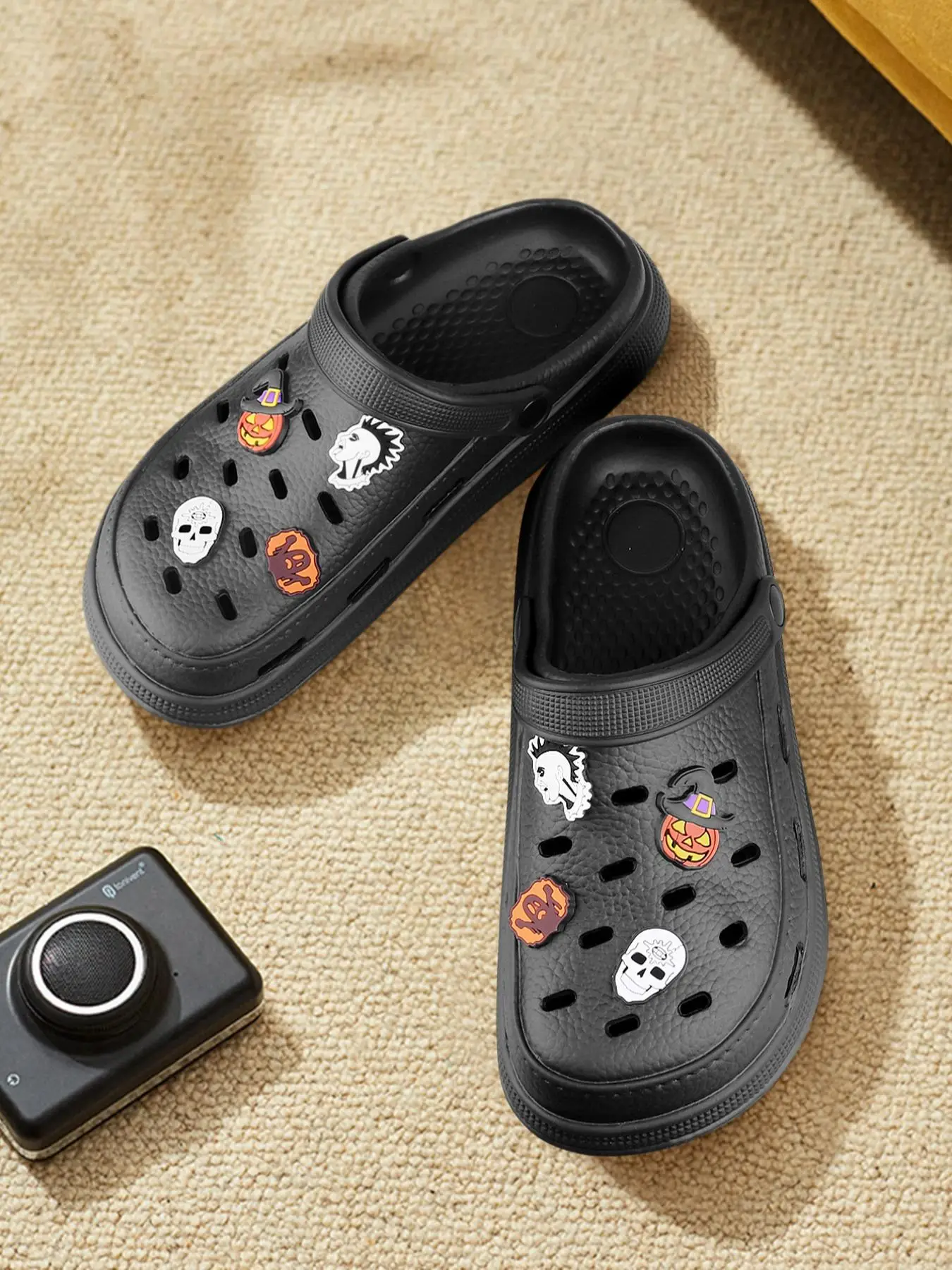 Men's Summer 2024 Trendy Platform Bear Clogs Slippers, Solid Color Non-slip Wear Resistant House Slippers, Soft Pillow-like Comfort Slippers, Home Sil